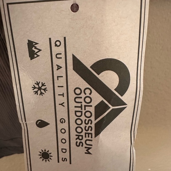 NWT Colosseum Outdoors Women’s Hiking Walking Shorts Size Small Gray - Picture 8 of 8